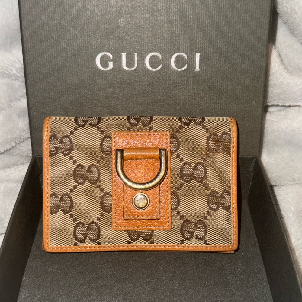EUC Gucci gg monogram card holder